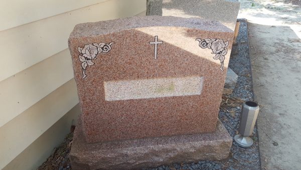 Rough Sides Upright Marker - Mahogany